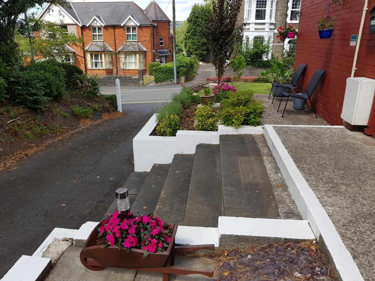 Ty Castell Guest House Caerphilly Exterior foto